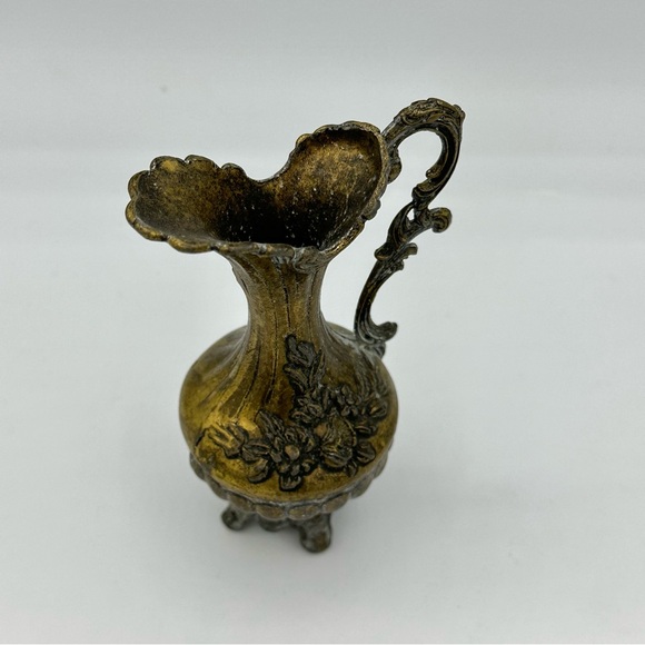 Vintage Small Golden Spelter Brass Ornate Vase 4.5” - Picture 7 of 8